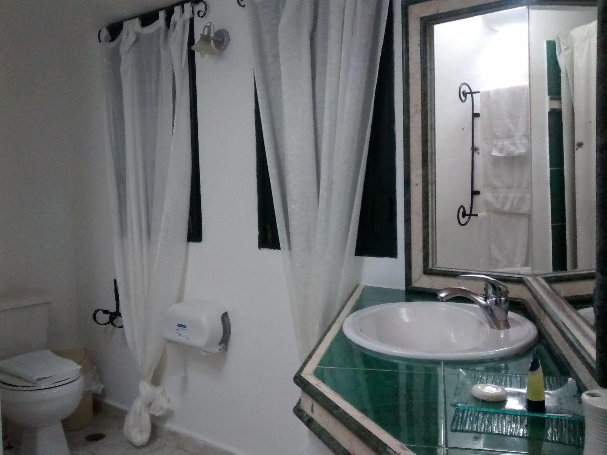 Hotel Coco Plaza Las Terrenas Kültér fotó